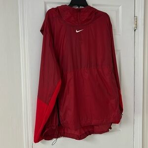 Red Nike vintage wind breaker